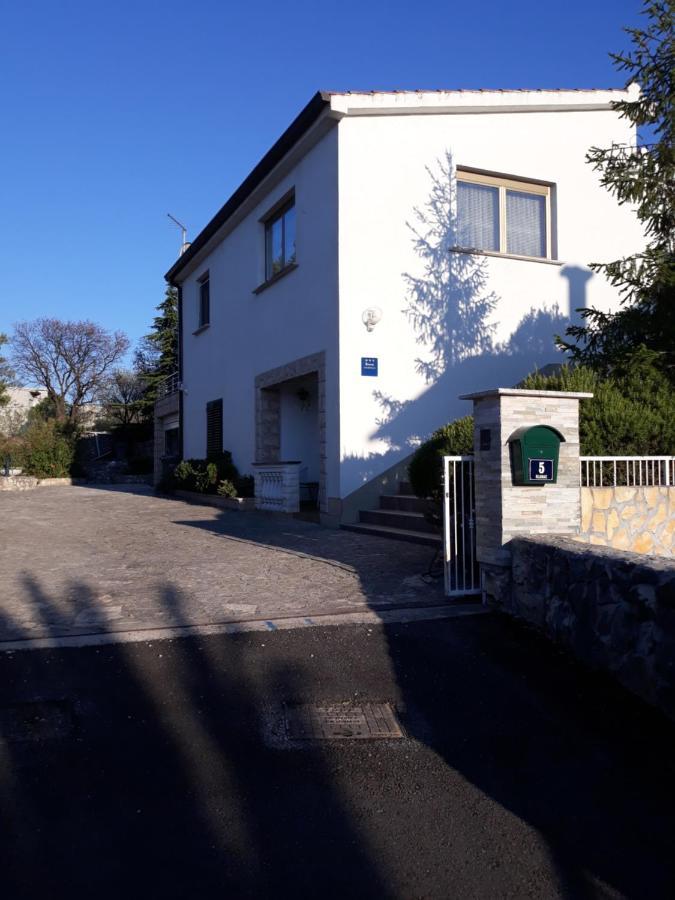 Apartment Tuja Jadrtovac Exteriér fotografie
